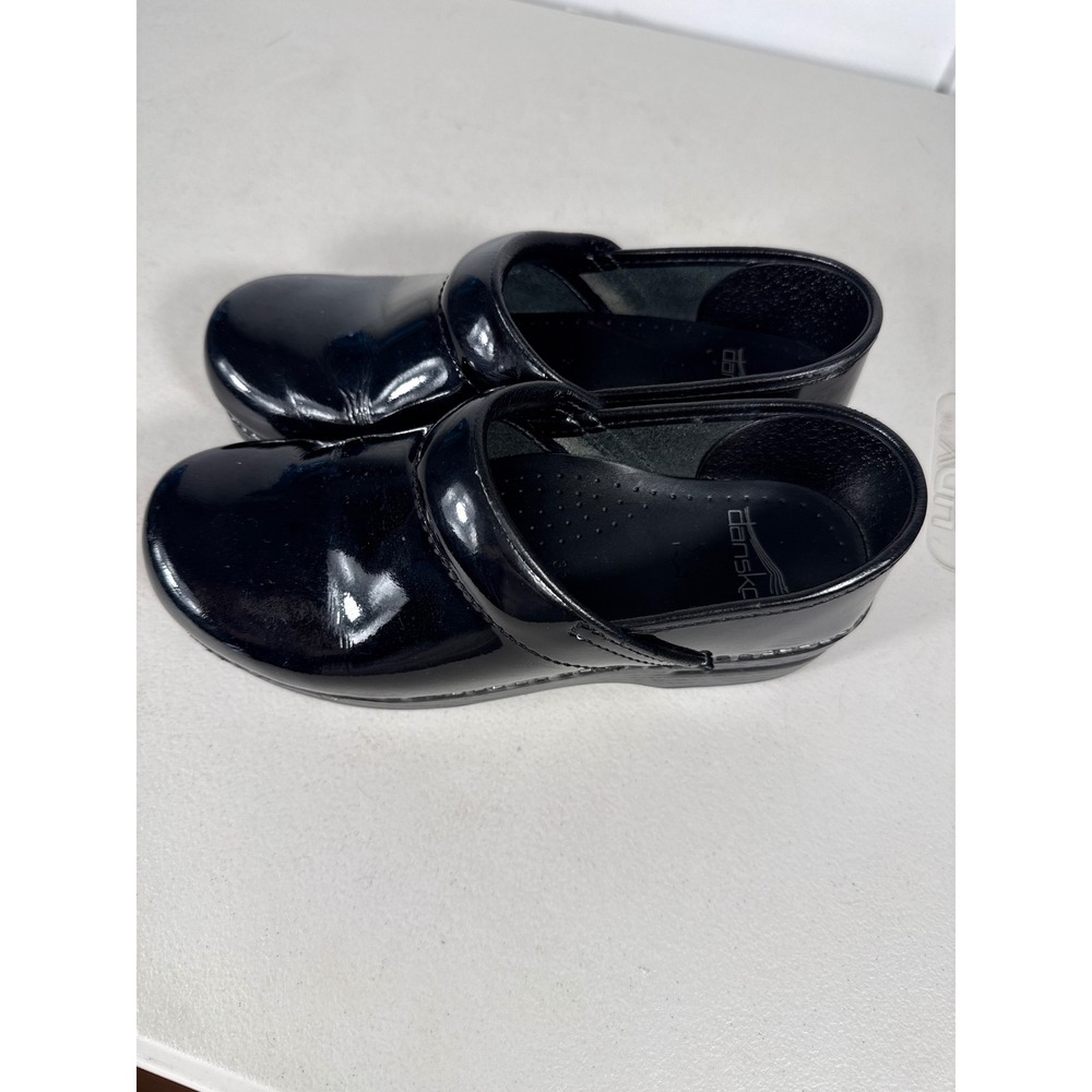 Dansko Professional Black Patent Leather Clogs Womens 37 Nursing Shoes Sz 37